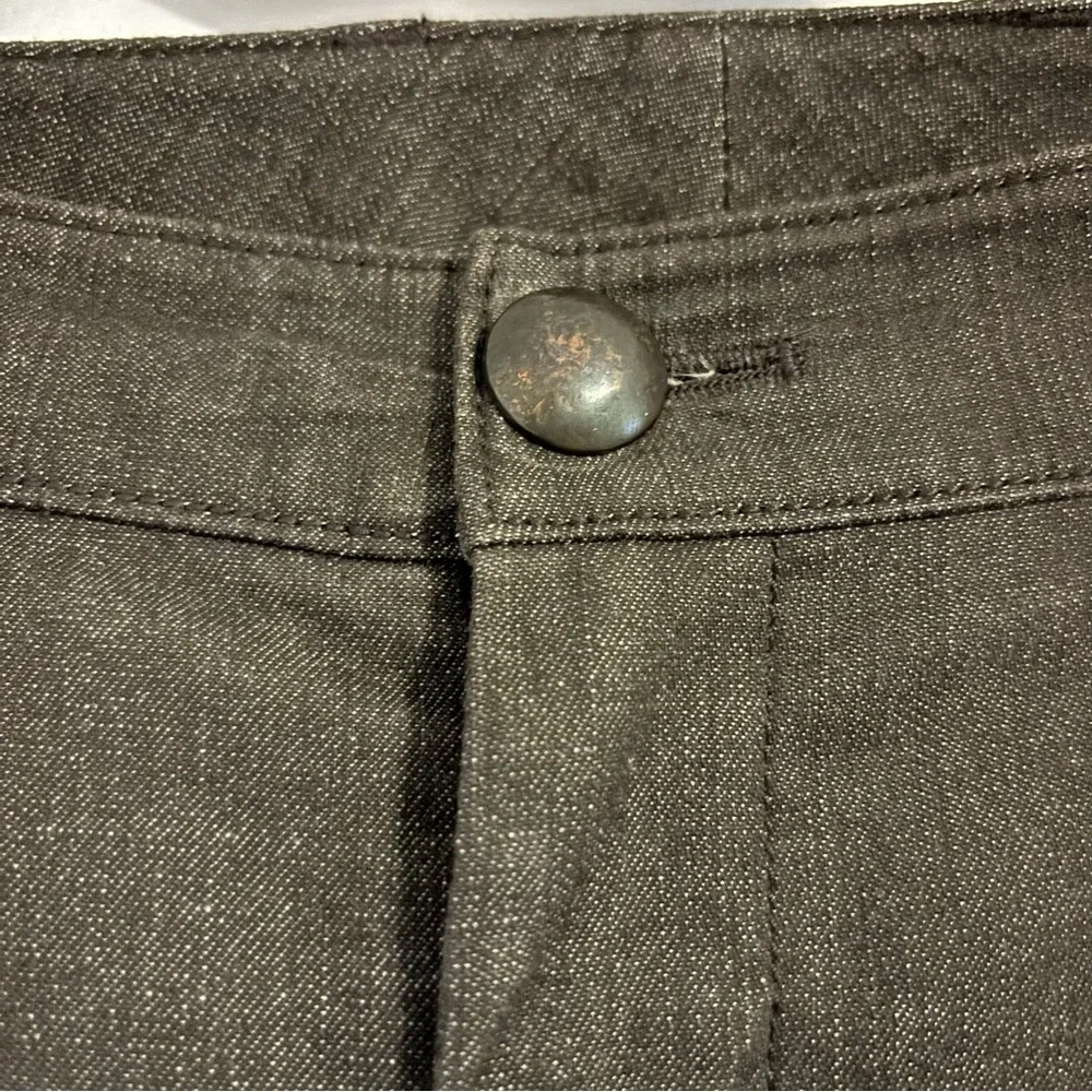 ST. JOHN Dark Gray Pants Size 12 Like New Condition Women’s Pants